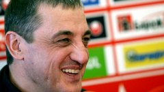 Босът на ЦСКА Димитър Борисов не губи усмивката си при всичките скандали, съпътстващи управлението му
