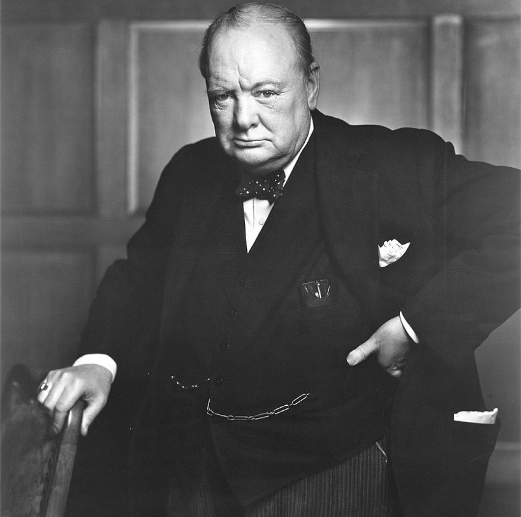 Sir_Winston_Churchill_-_19086236948