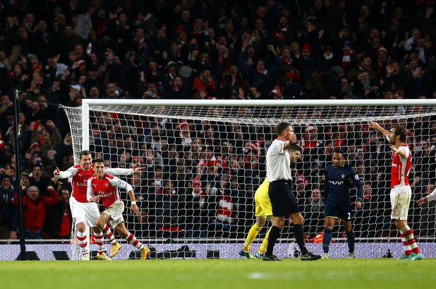 Късното попадение на Алексис Санчес донесе нови три точки на Арсенал.