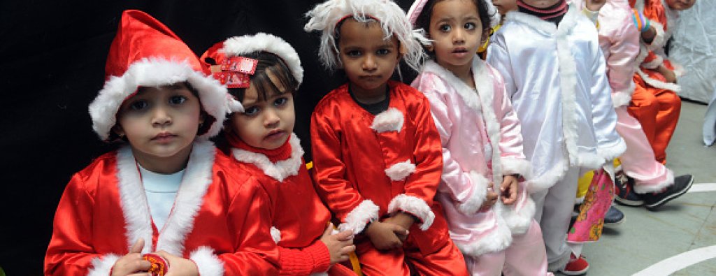 Всяка година в големите градове се провежда традиционен коледен фестивал