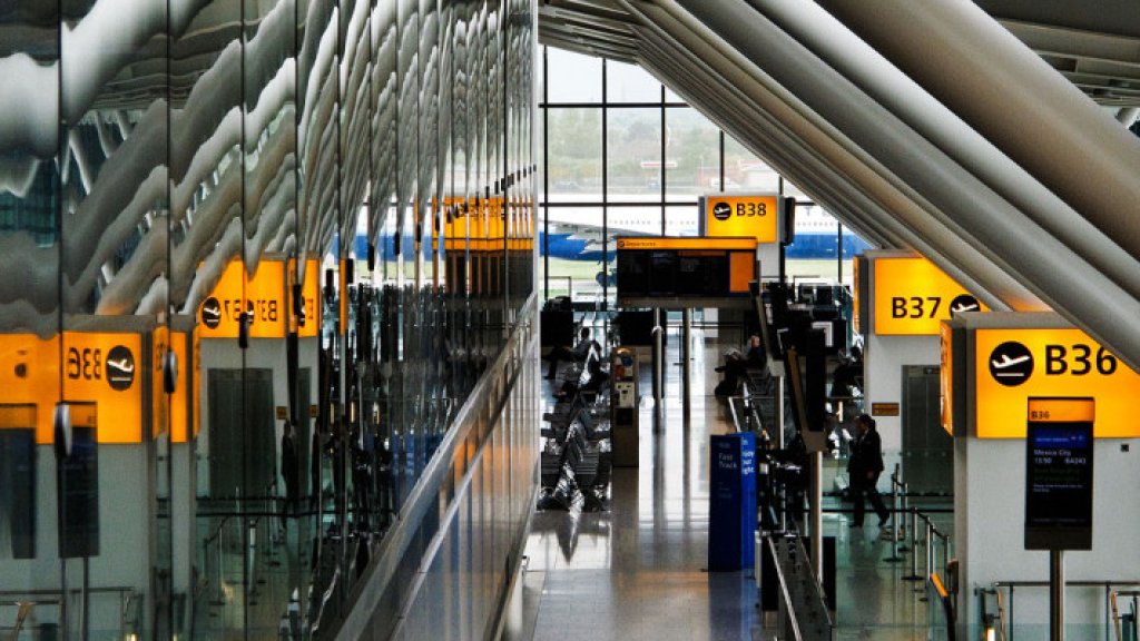 airport-terminal-heathrow-710x473