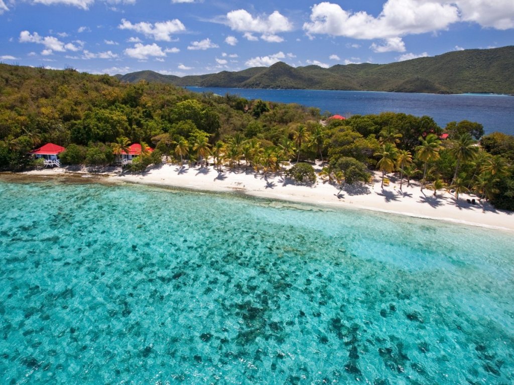 Една нощ в някоя от тези вили е 914 долара