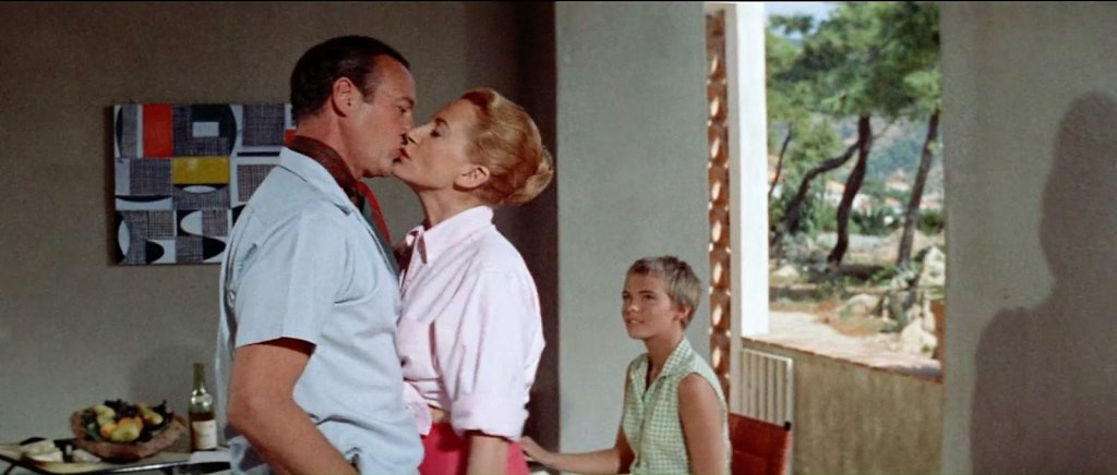 \"Добър ден, тъга\" (Bonjour tristesse)
Тази екранизация не може да стъпи на пръста на дебютния роман на Франсоаз Саган, но сама по себе си е именно филм, който ще ви пренесе в някой френски курорт. Такъв, на който са отседнали 17-годишната Сесил със