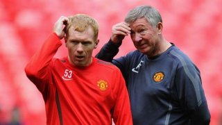 Шотландецът наблюдавал Скоулс по време на тренировка, когато полузащитникът бил на 17, и въобще не останал впечатлен. Но след това заедно пишеха история.