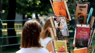 Да почетем задължителната ученическа литература с удоволствие