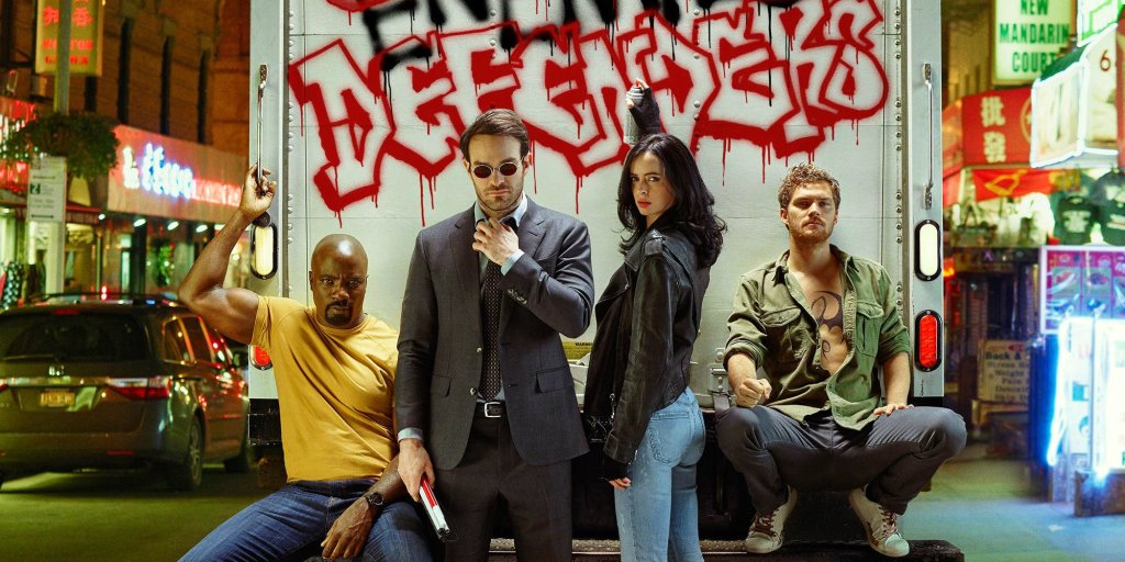 The Defenders 
Netflix влизат с двата крака в света на супергероите с най-скъпата си продукция до момента. The Defenders или „Защитниците“ събира на едно място всички супергерои от Hell’s Kitchen. Трейлърът и всичко покрай него изглежда впечатляващо.