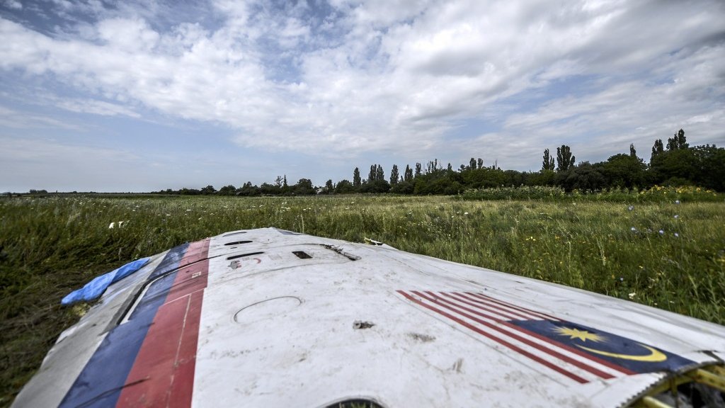 Wreckage at the MH17 crash