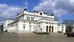 Депутатът на РЗС Цветанов каза сбогом на бялата сграда в центъра на София