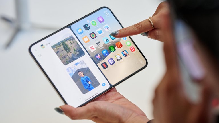 iPhone Duo най-накрая е тук