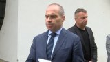 Вицепремиерът Гроздан Караджов лично води проверката във Велико Търново