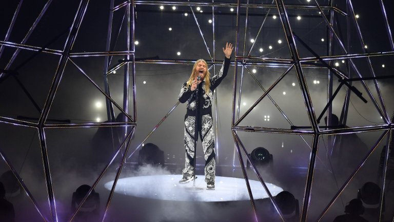 Фаворитът на журито безспорно беше британецът Сам Райдър с неговата песен "Space man".