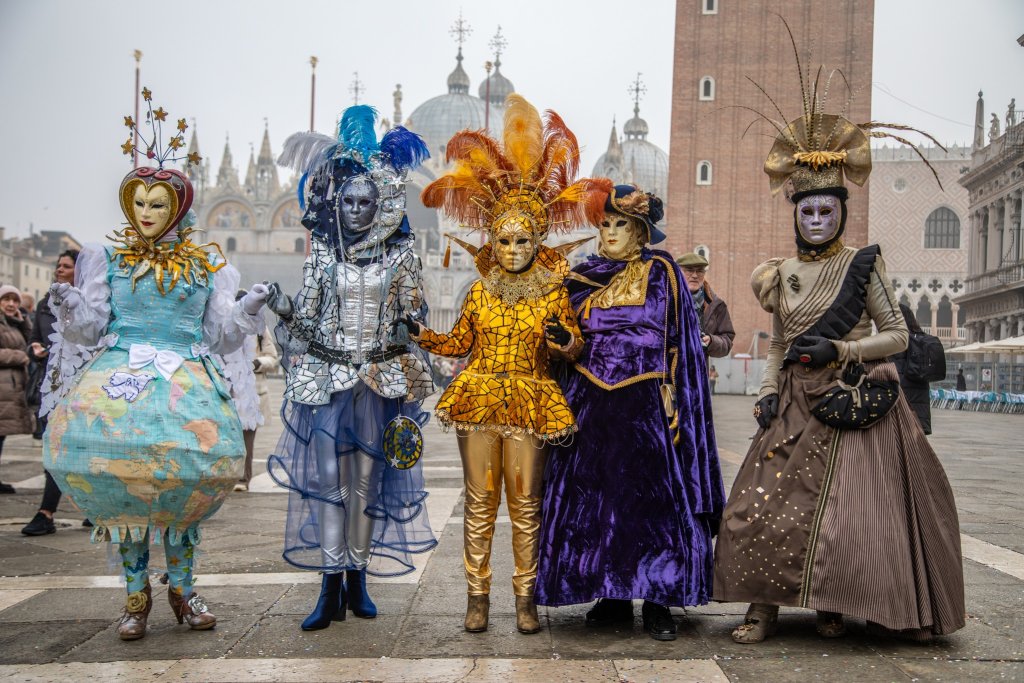 Какво ни готви Карнавалът във Венеция