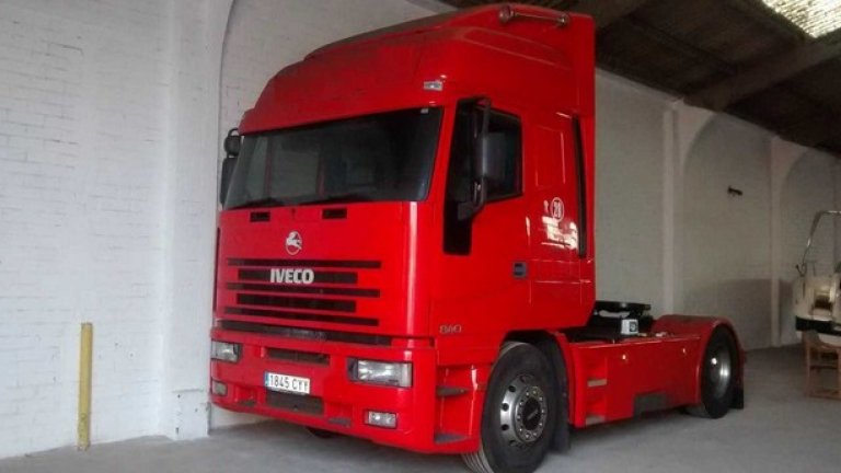 Камионът бе наистина култов. От едната му страна личеше прякорът на Пандиани – Пушката (El Rifle), а от другата – бе негова снимка. Освен това, изпъкваха уругвайското знаме и 7-ца – номерът му в Депортиво.