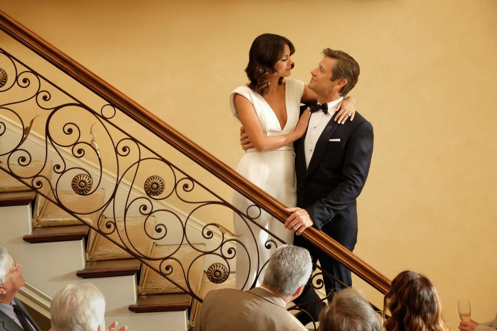 \"Dynasty\"
(THE CW)
Още един нов сериал по стара класика. От продуцентите на \"Gossip Girl\" Джош Шварц и Стефани Саваж. 