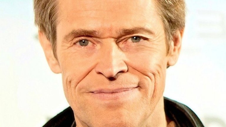 7. Уилям Дефо, номиниран в категория "Най-добра поддържаща мъжка роля" за "Проектът Флорида" (2 предходни номинации)
Дефо, един от най-чудатите актьори за последните 30 години, може най-накрая да се добере до златна статуетка през 2018-а. Той е единственият номиниран от екипа на филм, който според някои беше ограбен от заслужена номинация за "Най-добър филм". Очакваният победител в категорията за поддържаща мъжка роля е Сам Рокуел за "3 билборда", но ако има някаква справедливост, Дефо трябва да получи "Оскар"-а за една от най-великите си роли - тази на милосърдния мениджър на евтин мотел в Орландо. Той, разбира се, трябваше да спечели още при първата си номинация през 1987 г. за ролята си във "Взвод" или при втората – през 2001-а за филма "Сянката на вампира".
Наистина заслужаваше да спечели за: "Антихрист". Напрегнатият мрачен хорър на Ларс фон Триер беше твърде различен, за да получи признанието на Академията. Въпреки това Дефо заслужаваше най-малкото номинация за перфектното си превъплъщение в терапевт, опитващ се да помогне на скърбящата си съпруга.