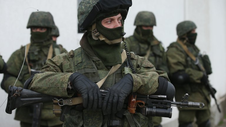 Руските военни сили около украинската граница са се увеличили с близо 7000 войници на ден