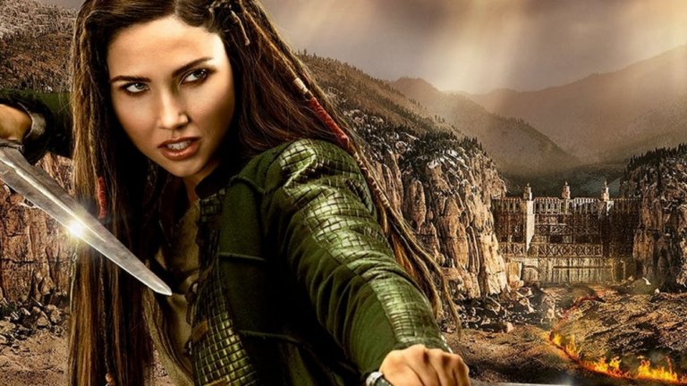 The Outpost
Представете си типично фентъзи, от онзи тип, при който знаеш, че някой заплеснат нърд много е искал да напише фентъзи роман с различни раси и силна, секси героиня, но реално се получава скучновата и не особено въздействаща историйка. Сега му добавете и актьорска игра, която би накарала и Меган Фокс да изглежда талантлива, в комбинация с клиширани диалози. Ето това е The Outpost. Той също е подновен за втори сезон.