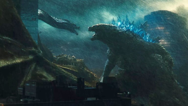 "Годзила срещу Конг" (Godzilla vs. Kong)
Премиера: 21 май
Новият филм за гигантски чудовища е продължение едновременно на "Конг: Островът на черепа" (2017 г.) и "Годзила: Кралят на чудовищата" (2020 г.). Както заглавието ясно казва, на екран ще се сблъскат двете легендарни филмови чудовища, докато човечеството наблюдава с притаен дъх този сблъсък. Междувременно организацията "Монарх" ще се опита да научи повече за произхода на титаните, докато други хора ще задвижат план, чиято цел е да премахне всички гигантски чудовища - добри или лоши - от лицето на Земята.