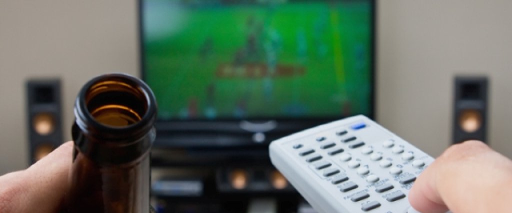 watching-football