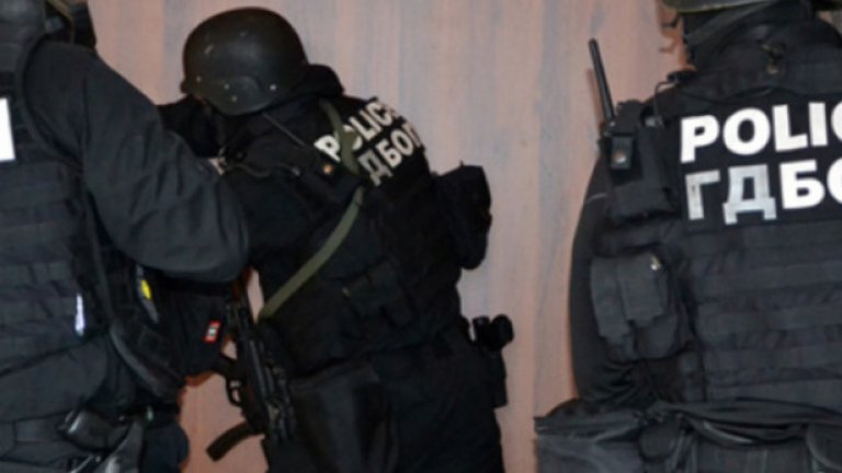 10 души са арестувани от ГДБОП в Бургас