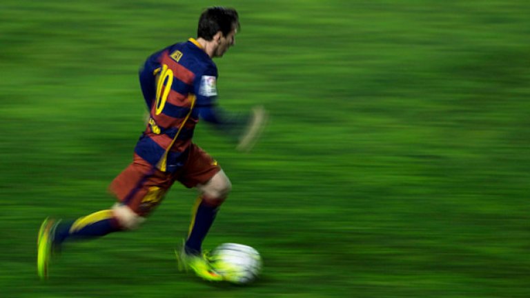Лионел Меси (Барселона). 28 години. Дебютира през 2004 г. 517 мача, 447 гола.