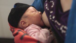 A mother with her new born baby in Bao Lam district hospital