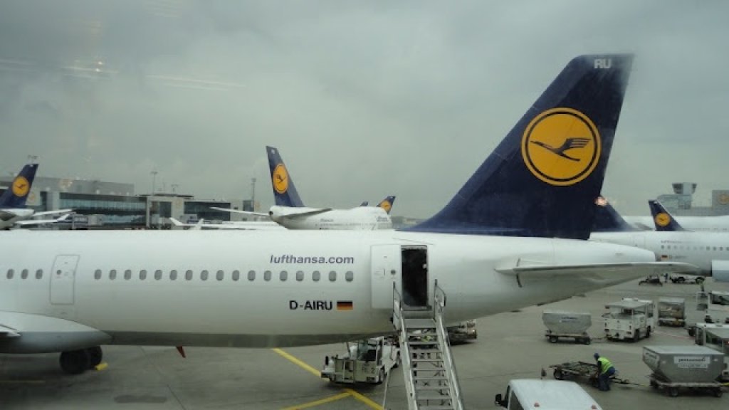 frankfurt airport lufthansa