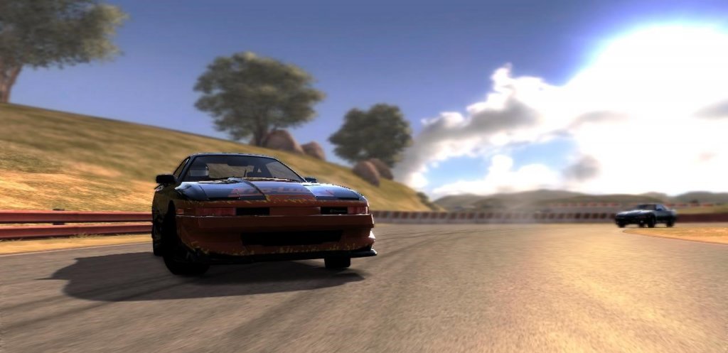 Forza Motorsport 2
 
И докато сме все още на вълна Forza, няма как да не споменем и най-добрата от Motorsport поредицата. Втората част, която излиза през 2007 г., дава изключително реалистично усещане за управлението и цялостното поведение на автомобила на пътя и също така широки възможности за тяхното персонализиране.