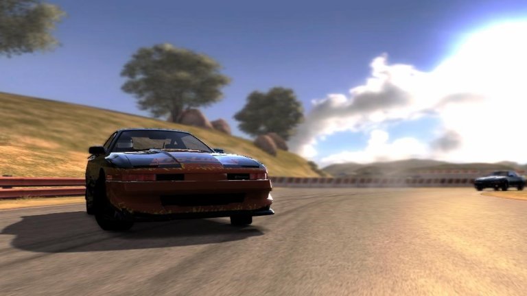 Forza Motorsport 2
 
И докато сме все още на вълна Forza, няма как да не споменем и най-добрата от Motorsport поредицата. Втората част, която излиза през 2007 г., дава изключително реалистично усещане за управлението и цялостното поведение на автомобила на пътя и също така широки възможности за тяхното персонализиране.