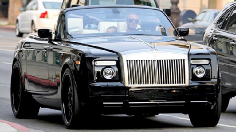 Дейвид Бекъм разхожда децата си в Лос Анжелис със стил