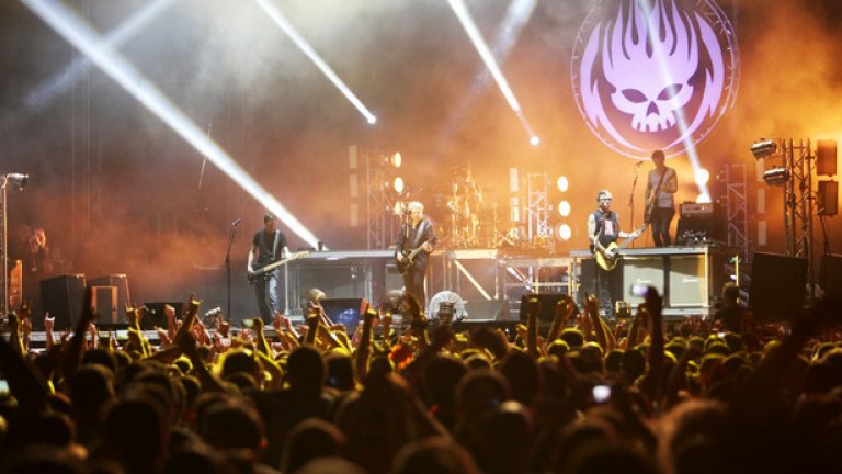 The Offspring възпламениха тълпата на снощния Sofia Rocks