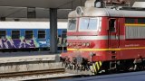 Това, че Румен Радев ще ползва личния си автомобил, може да е само началото...