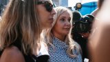 Тя се е самоубила в дома си в Австралия