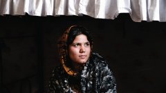 Полско-канадският фотограф Габриела Маж прекарва 4 години в посещения на афганистански жени в зад решетките