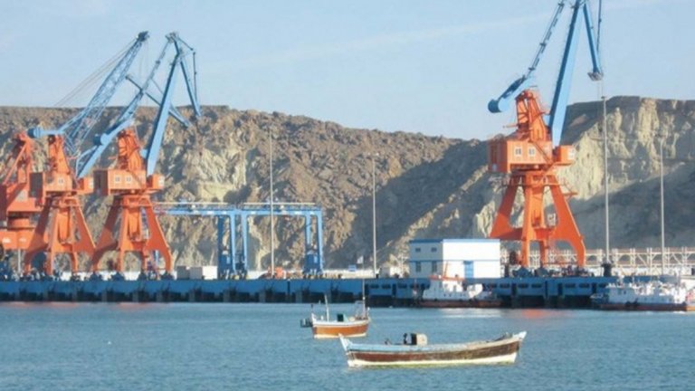 С инвестиции и заеми Пекин си проправя пътя към глобална доминация