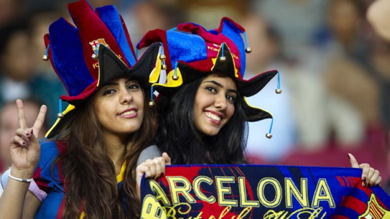 Феновете в Испания са свикнали с двуполюсния модел, който властва в медиите