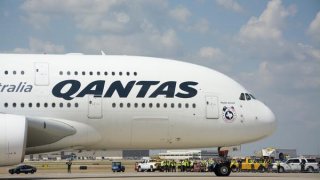 qantas-a380-jld8172-600
