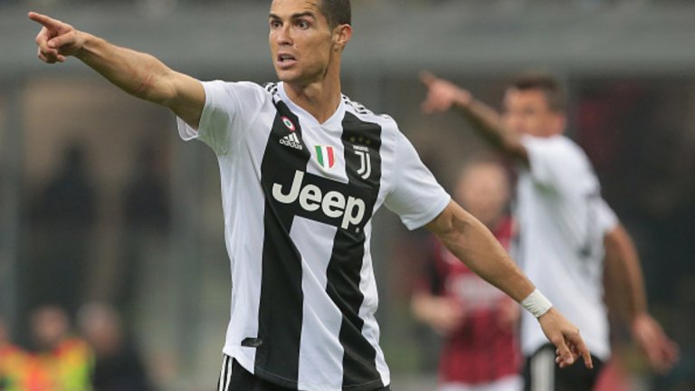 Обичайно Роналдо или е титуляр, или въобще не влиза в игра. За последно е влизал като резерва в шампионатен мач през май 2013 г. като играч на Реал