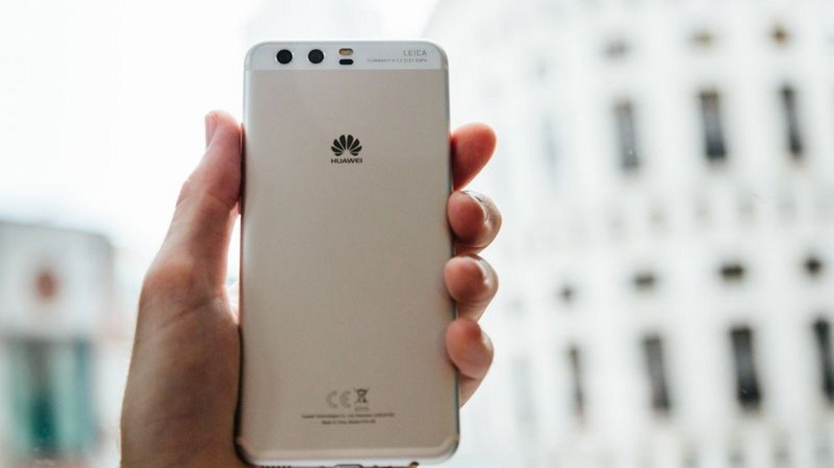 Huawei ни изненада със зеления смартфон P10 