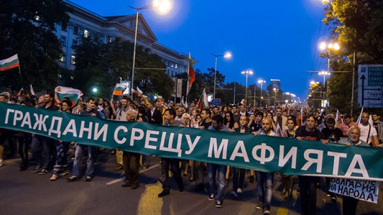 Експерт по конституционно право, борец за справедливи избори, режисьор и бивш министър искат да поспорят с властта в национален ефир