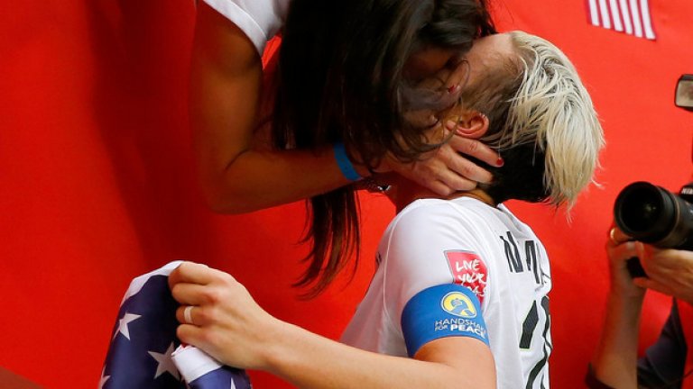 Капитанката Карли Лойд вкара хеттрик на финала за победата с 5:2 над Япония
