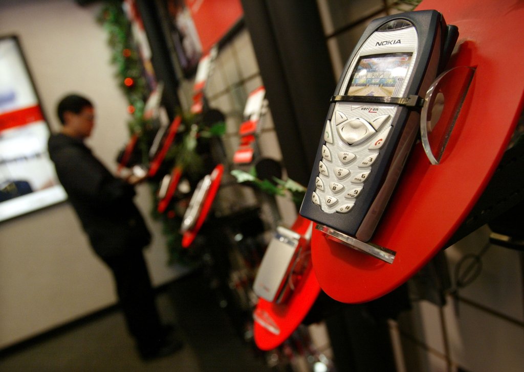 New Mobile Phone Rules Take Effect