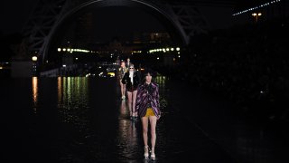 Saint Laurent : Runway - Paris Fashion Week Womenswear Spring/Summer 2019