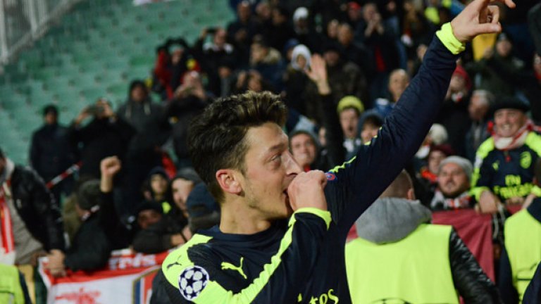 "Големите играчи взимат оптимални решения в сложни ситуации на терена. Искаше ми се Йозил да отиграе положението по-рано, но той притежава достатъчно умения и показа, че е бил прав в избора си"