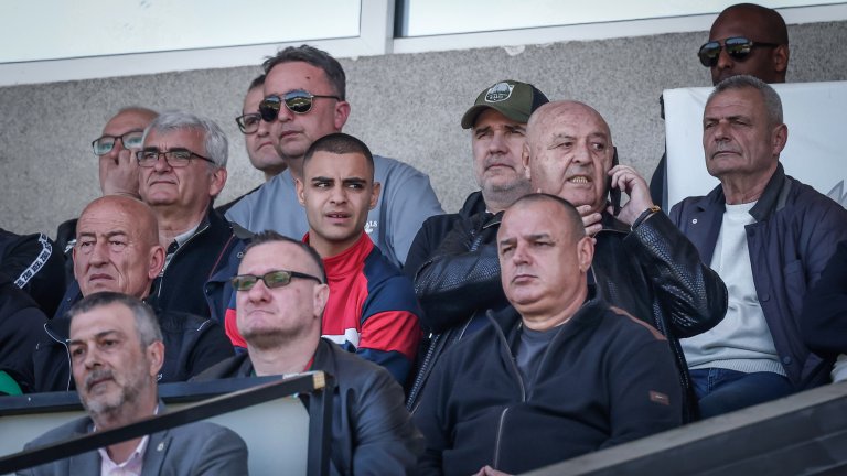 Венци Стефанов избухна: Продавам Славия, феновете да докарат купувач