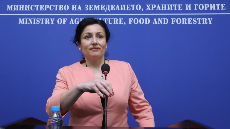 Земеделският министър отговори на публикувано видео от онлайн среща със земеделски производители, на която тя прави спорен коментар