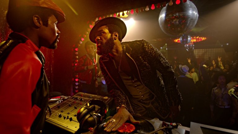 33-годишният актьор прави пробива си с роля в сериала The Get Down на Netflix. Следват няколко малки роли, преди да се докопа до роля в комиксова продукция.