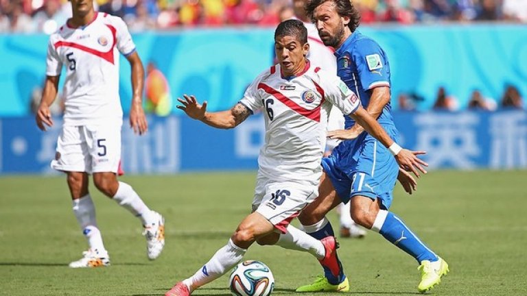 1. Кристиян Гамбоа – Коста Рика 
В унисон с доброто представяне на родианта си, 24-годишният играч на Розенборг се доказа като един от най-стабилните десни бекове на Мондиала. Също така Гамбоа разполага с добра визия за играта и доста прагматична футболна мисъл.