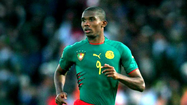 Самуел Ето`о, Камерун
Обяви, че се оттегля през септември 2013-а, но игра за Камерун на световното първенство.