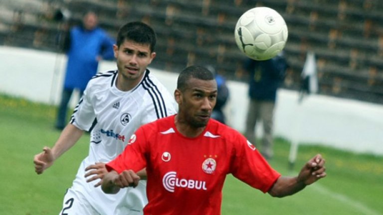 Закъснения и бягства – любим спорт на тъмнокожите легионери